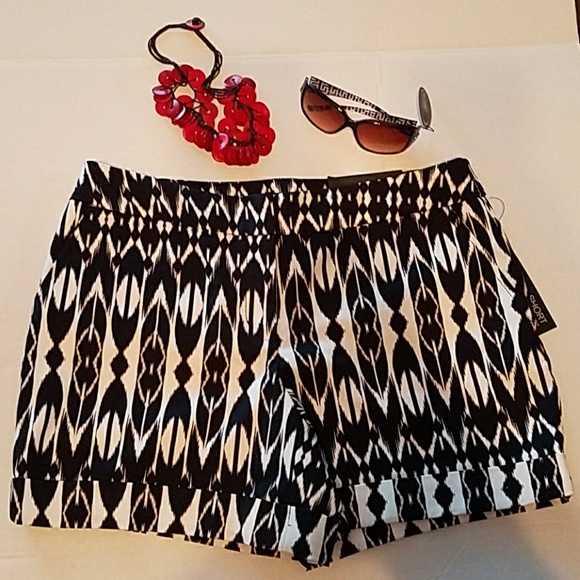 Apt. 9 Pants - Apt.9 Black and White Short